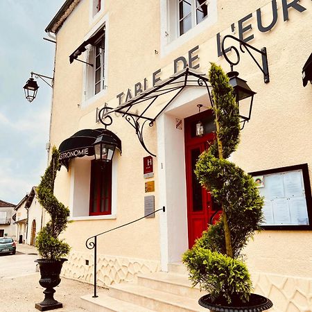 Hotel & Gastronomie - La Table De L'Europe Villeréal المظهر الخارجي الصورة